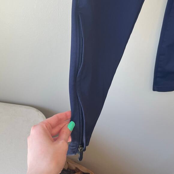 Under Armour Navy Blue Joggers with Zippers on Ankle Size Small - Picture 6 of 13